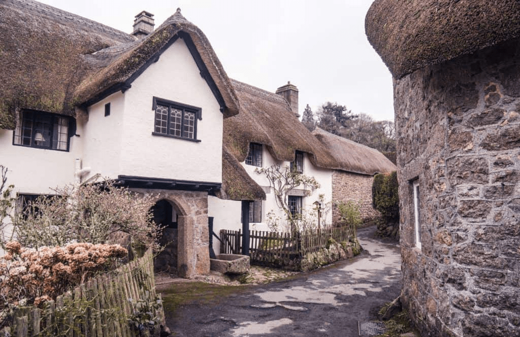 Πώς η νέα σειρά Χάρι Πότερ «έσωσε» το χωριό Λάστλι από το πρόβλημά του με τις λακκούβες