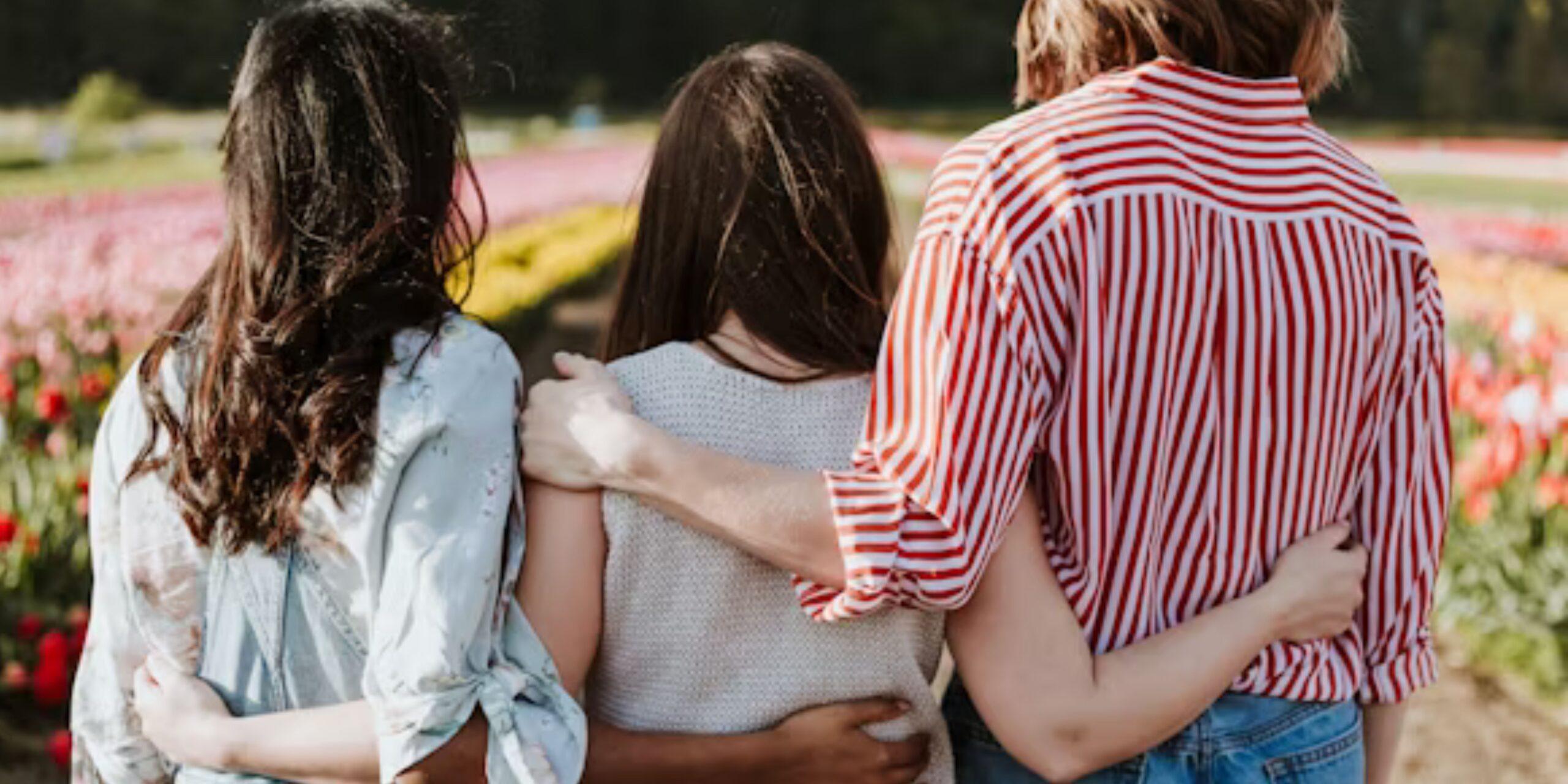 Γυναίκες στο χωριό: Η ψυχή της κοινότητας στη σκιά της κριτικής