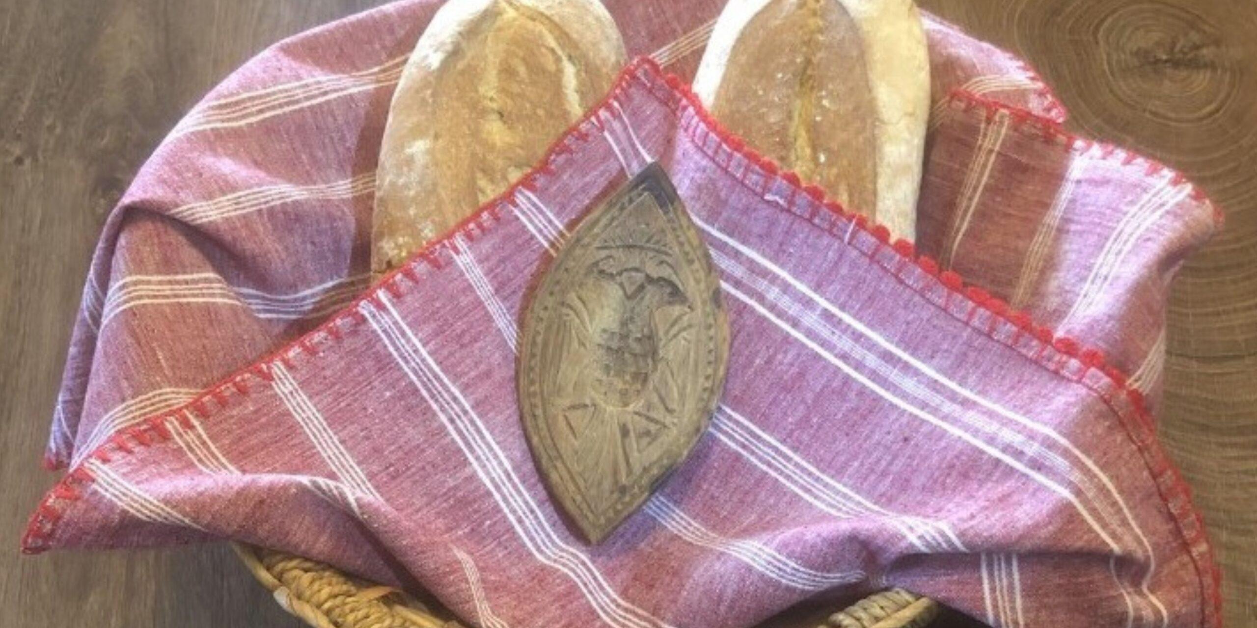 “Γκουργκούνα”: Το ιδιαίτερο ψωμί που περνάει από γενιά σε γενιά στον Ταξιάρχη Χαλκιδικής